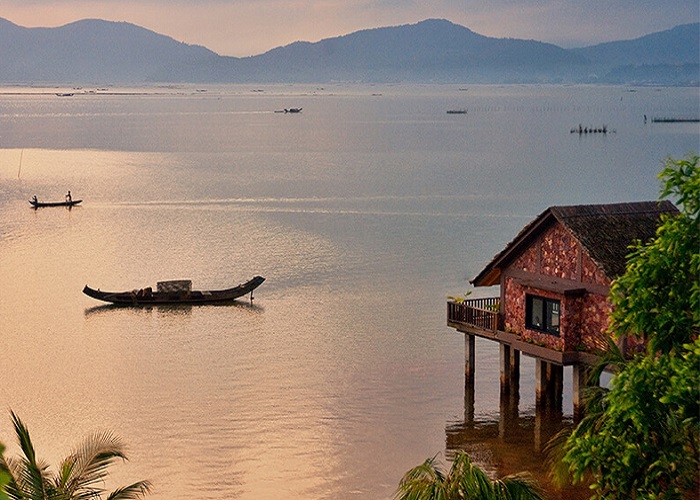 VEDANA LAGOON RESORT AND SPA